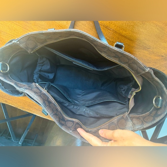 Coach diaper bag - Picture 3 of 4